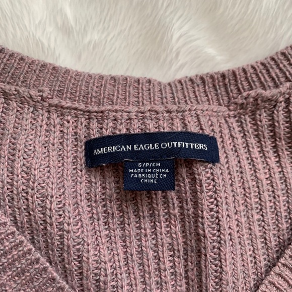 COPY - American Eagle embroidered flower sweater - Picture 2 of 5